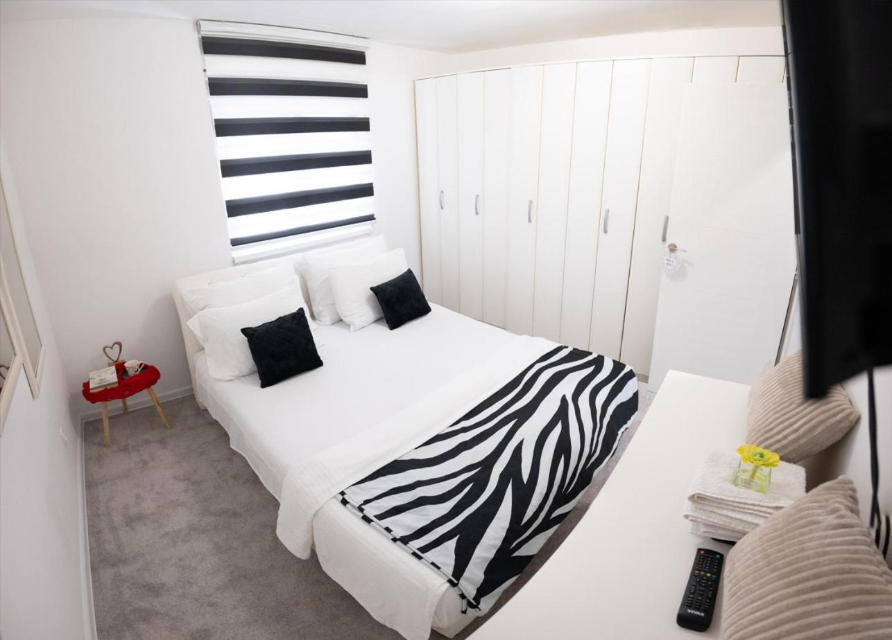 Grandeur Home Apartment Mostar - Free Parking ภายนอก รูปภาพ