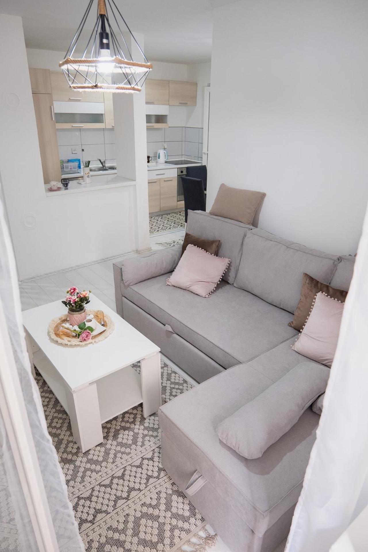 Grandeur Home Apartment Mostar - Free Parking ภายนอก รูปภาพ